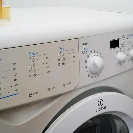Apartment Sun Plaza Studio With Self Check In And Wifi Bucharest